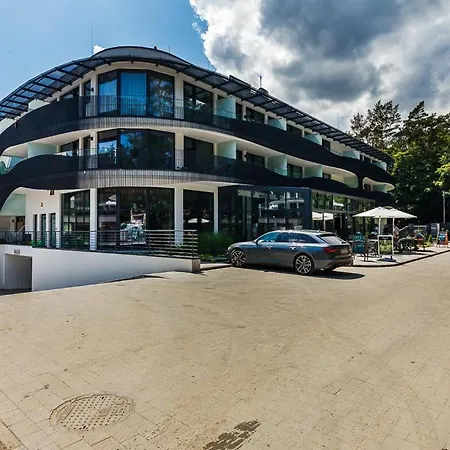 Sea Breeze By Amber *